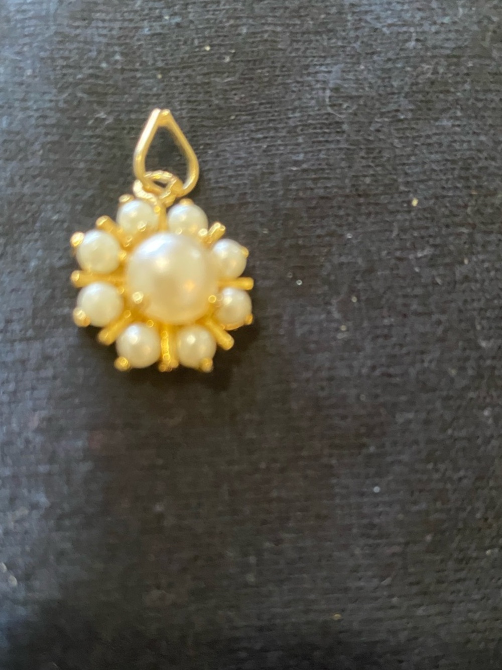 Gold-Tone Pearl Cluster Pendant Necklace Charm - Women Jewelry